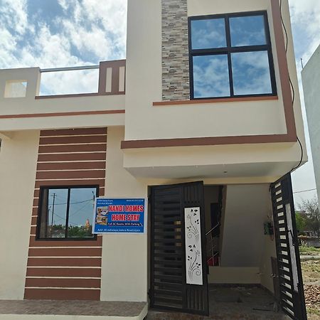 Nandi Homes Homestay ウッジャイン エクステリア 写真