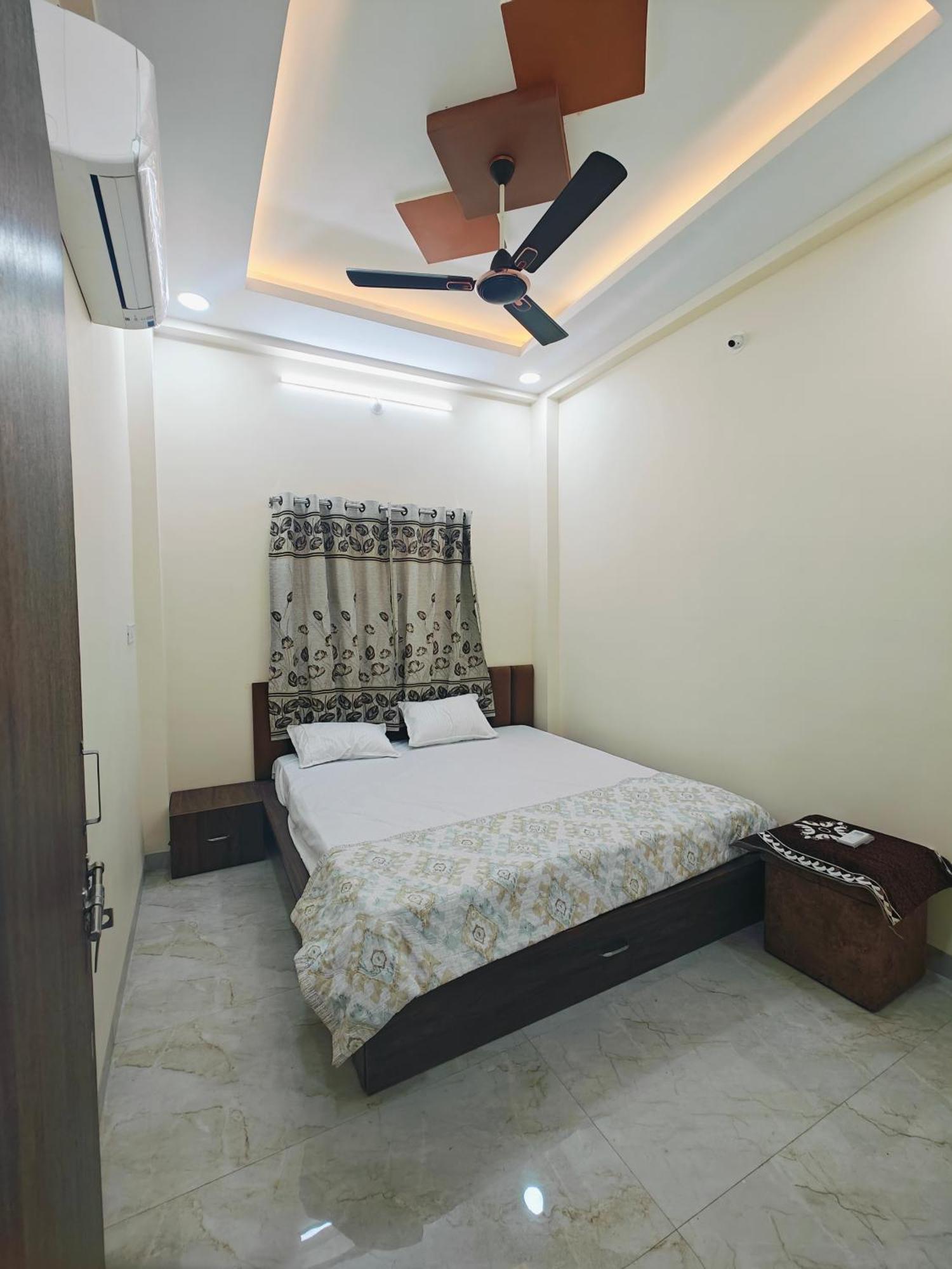 Nandi Homes Homestay ウッジャイン エクステリア 写真